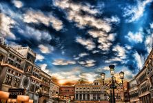 sky in the venice.jpg